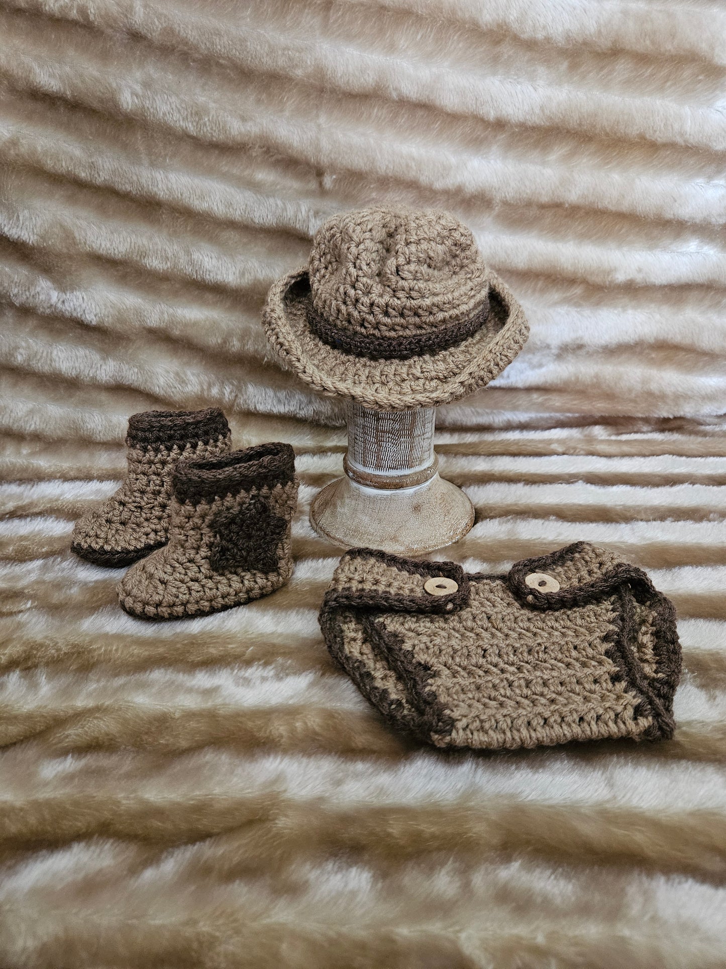 Newborn Photoshoot Cowboy